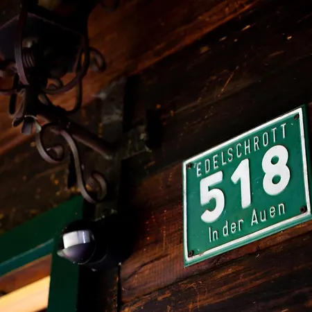 펜션 Gregor's Im Wald Edelschrott