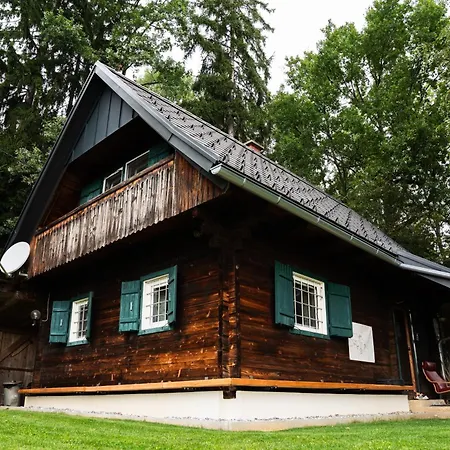 Gregor's Im Wald Holiday home Edelschrott