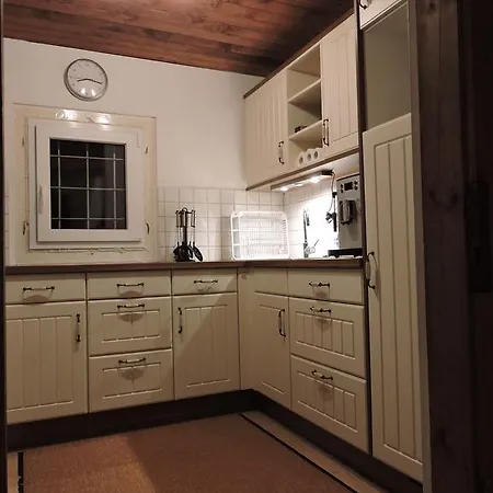 Gregor's Im Wald Edelschrott