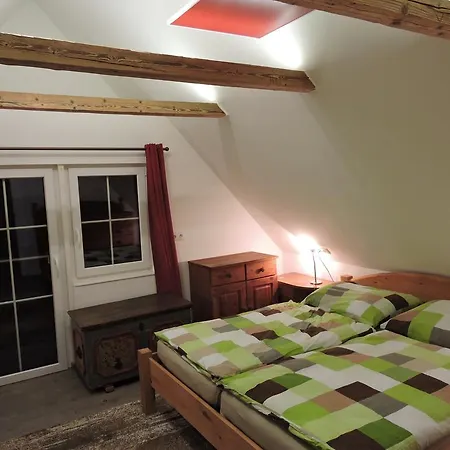 Holiday home Gregor's Im Wald Edelschrott
