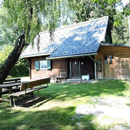 Holiday home Gregor's Im Wald Edelschrott