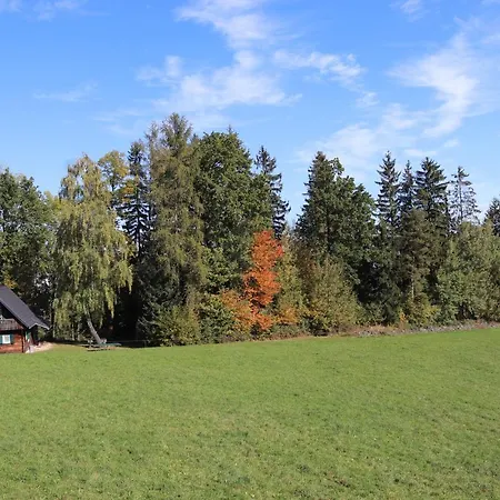 Gregor's Im Wald Holiday home Edelschrott